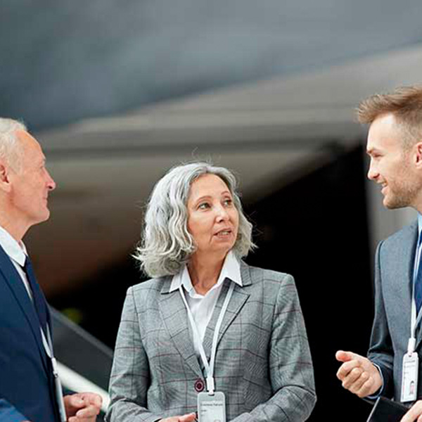 Grupperejser Vi arrangerer firmature for medarbejdere, kunder m.m.